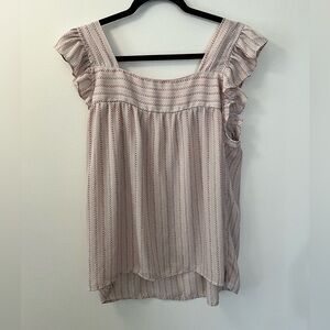 Large Staccato Ruffle sleeve with square neckine